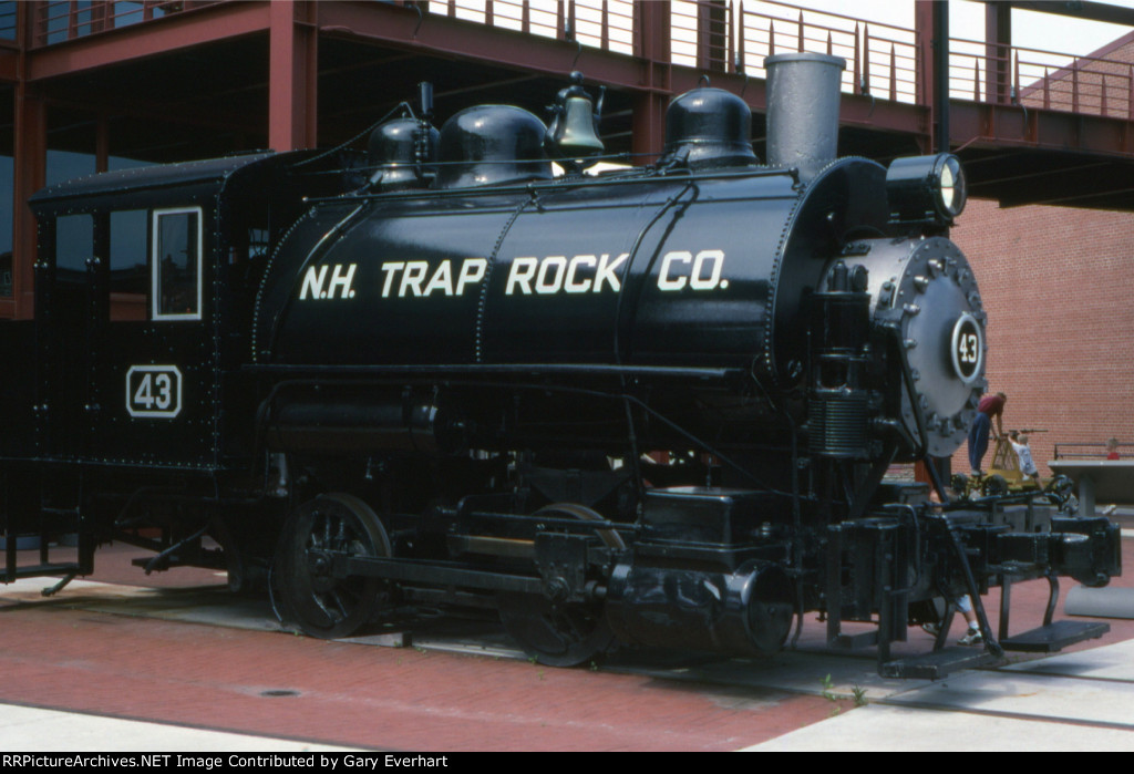 NHTR 0-4-0T #43 - New Haven Trap Rock Co